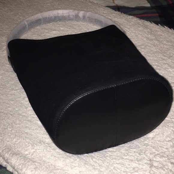 Jcrew Berkeley bucket bag in leather and suede - Picture 7 of 12